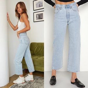 LEVI’S RIBCAGE STRAIGHT ANKLE IN OJAI SHORE